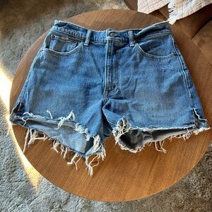 Abercrombie & Fitch 4” Mom Short